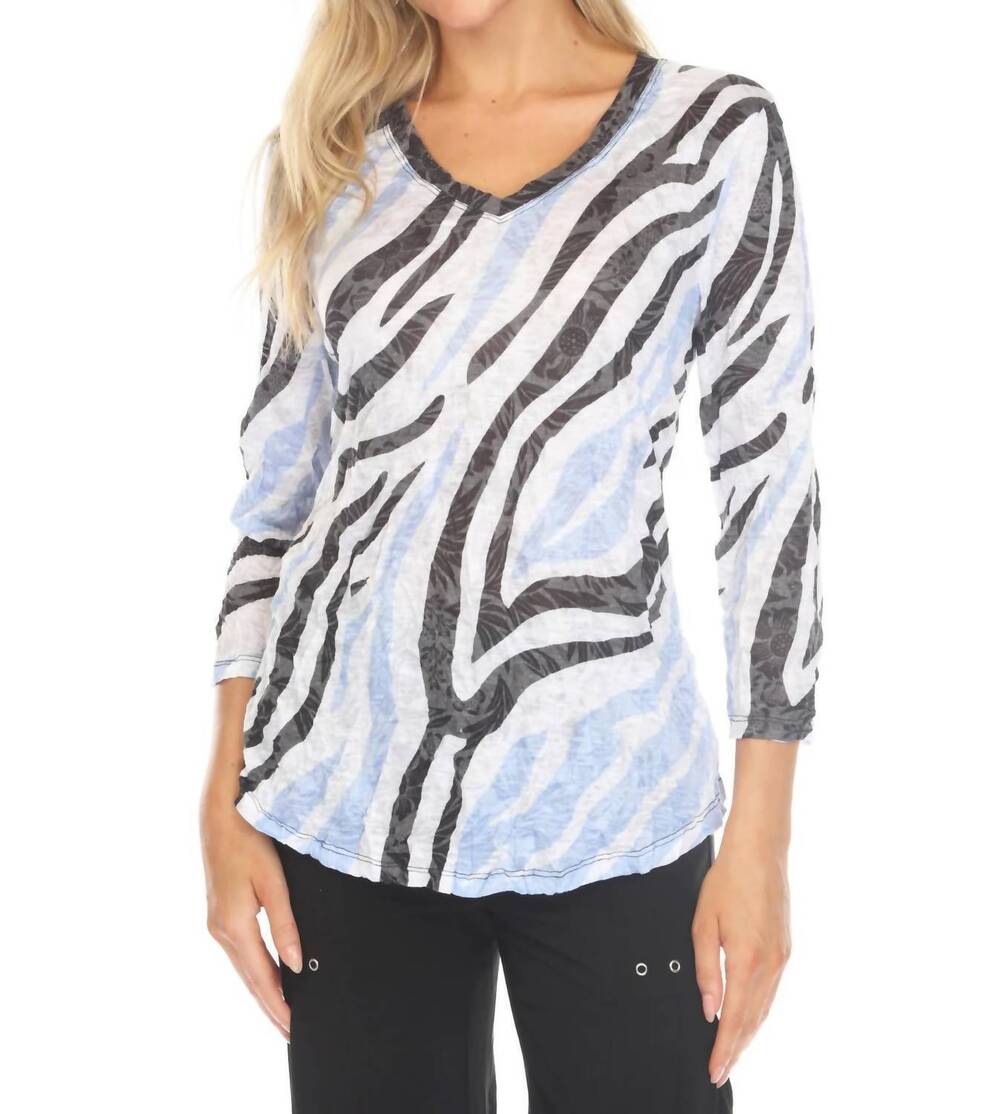 NEW CARINE v-neck top in zebra frost